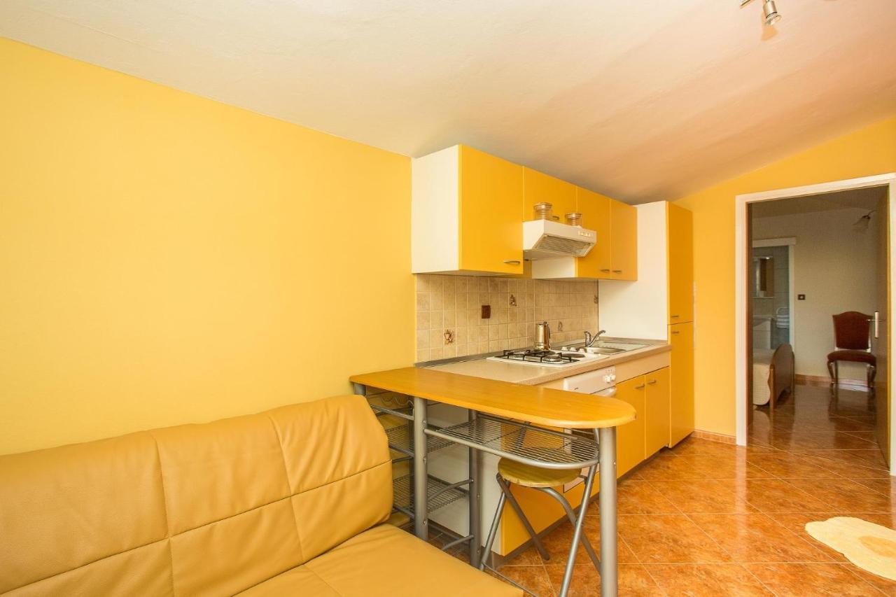 Apartments Nada Palit エクステリア 写真