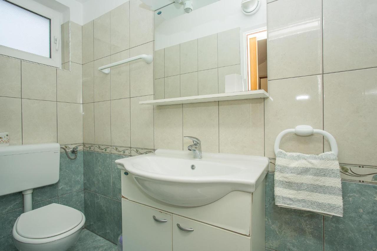 Apartments Nada Palit エクステリア 写真
